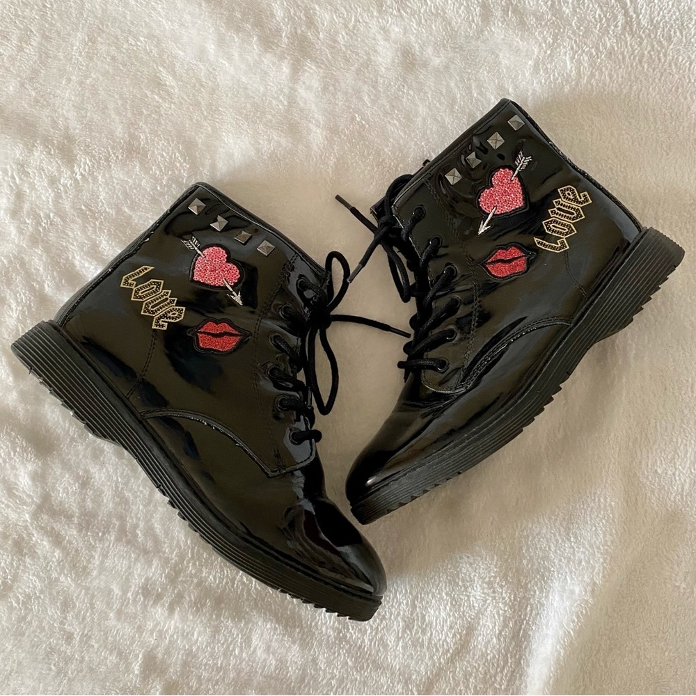 The Children’s Place Black Patent Zippered Ankle Lace Up Boots